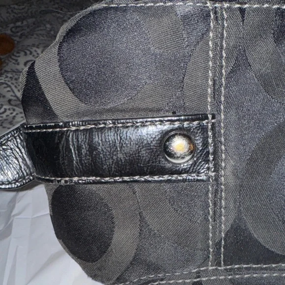 Coach Madison Maggie black sateen signature hobo bag - Picture 4 of 15